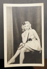Photo Portrait Young Woman Actor Musician Mini Dress Model Singer Vintage