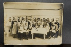 Photo Portrait Woman School Servants Kitchen Aid Uniform Work Girl Furniture