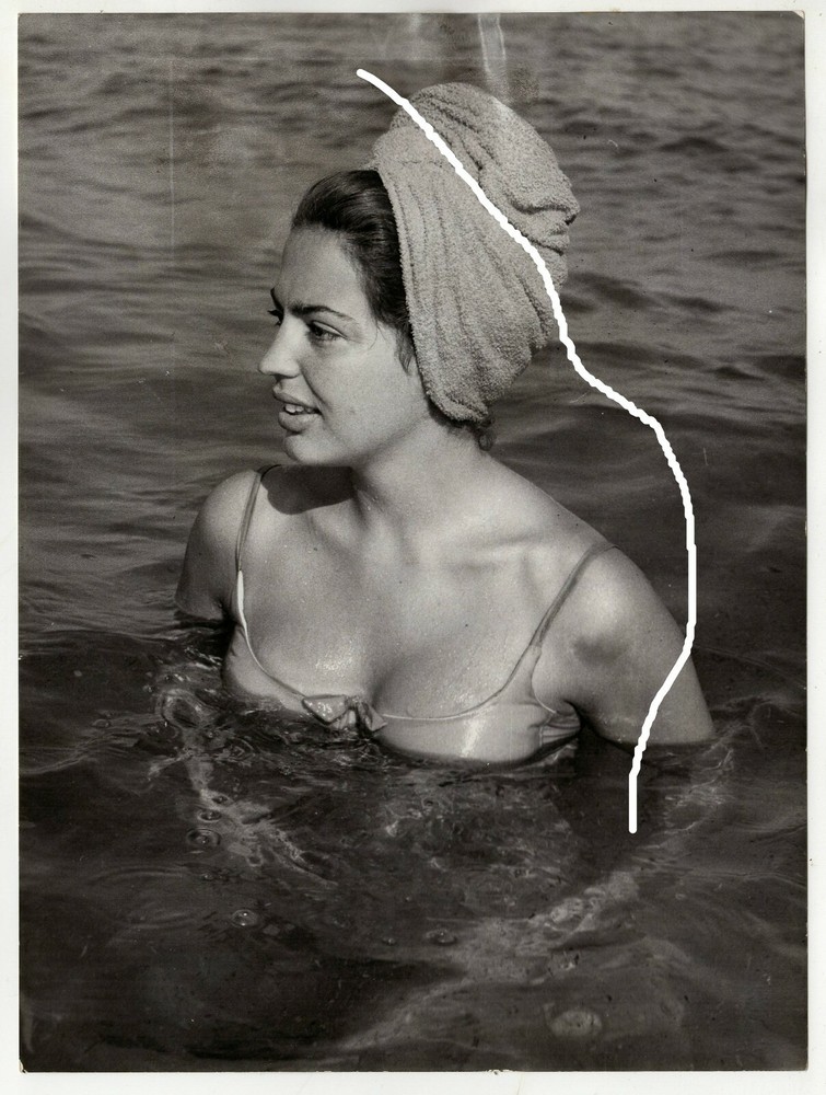 24x18cm vintage archive photo 1964 Ira von Fürstenberg in St. Tropez photo
