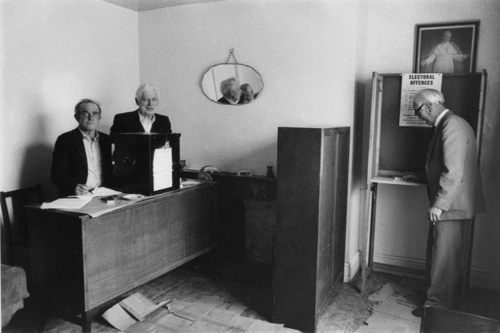 IRELAND: B&W PHOTOGRAPH BY L J ZITO «VOTING NO FOR DIVORCE» FRAMED 16″ x 20″