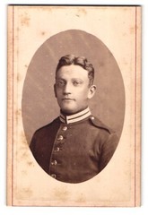 Photograph F. Gericke, Berlin, Skalitzer-Straße 54c, Soldier in Guard Uniform