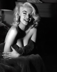 Jayne Mansfield vintage pinup – circa 1955 – reprint – multiple sizes: 1133
