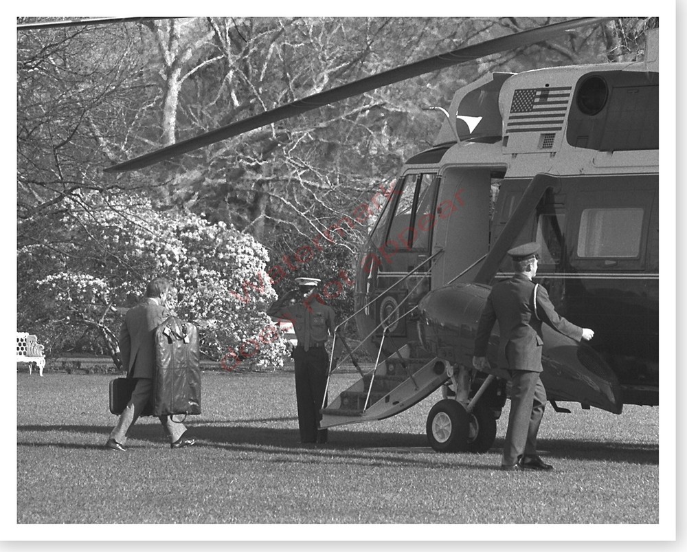 President Jimmy Carter Carrying Luggage To Marine One Helicopter 8 x 10 Photo