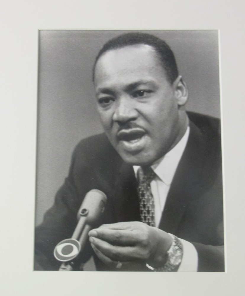 Martin Luther King Jr. black & white matted Photo 10 x 13″ photo size