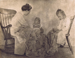 Hendrickson Original Photo SEPIA MOTHER TEACHING DAUGHTERS HOW TO QUILT 14×11″