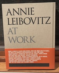 Annie Leibowitz At Work 2008 SIGNED Ships Free in US!