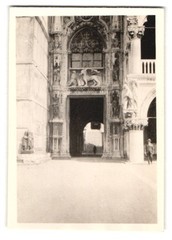 30 Photographs Venice – Lido di Venezia, Holiday Travel, Swimwear, Cityscapes
