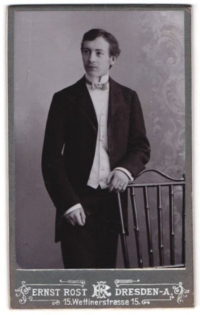 Photograph Ernst Rost, Dresden-A, Wettinerstrasse 15, portrait young man in e