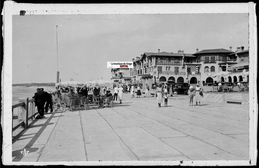 Glass Photo Plate, Black & White Negative 9×14 cm, Soorts-Hossegor, Terrace