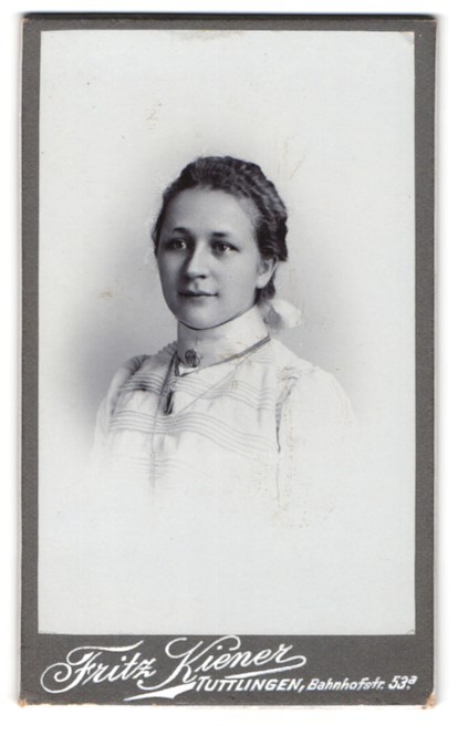 Photograph Fritz Kiener, Tuttlingen, Bahnhofstraße 53a, portrait of a young Fr