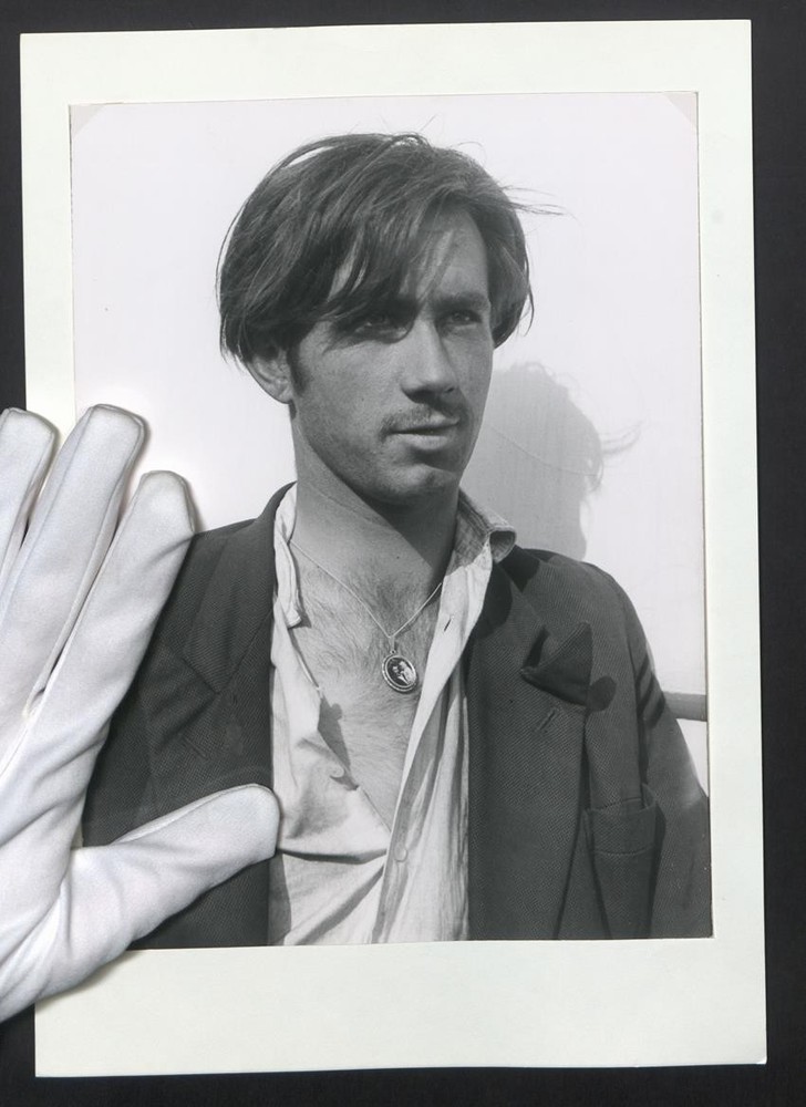 7 Photographs Circus Workers, Travelling People in Portrait, Leather Coat, in the