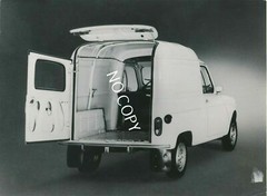 Manufacturer Archive XL Photo 70/80J Automotive Car Vehicle Renault 4 Van C1.70