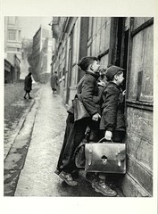 Curious Schoolchildren Photo Art Print Card Robert Doisneau Fotofolio 4.25”x6”