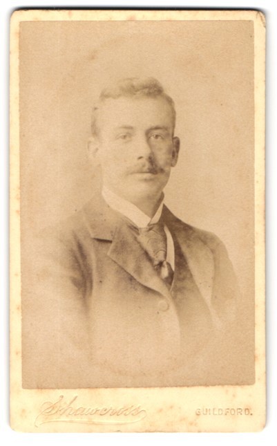 Photograph W. Shawcross, Guildford, Hospital St., Portrait of an Elegant Gentleman w