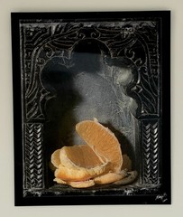 Miggs Burroughs Hologram Art – «The Orange» (Changing Image)