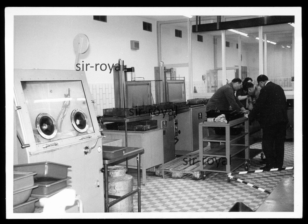 Industrial Parts Cleaning – Machine Engineering – Magnus Engineering – Photo 10x7cm