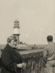 📸 Set 2x Original Photo Woman by Sea and Harbor Karl Marx City GDR 1960s 7×10