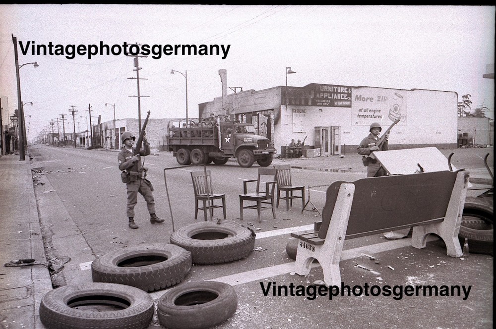 Z6912 Original Negative USA 1965 Los Angeles Watts Riots Watts Riots Race Riots