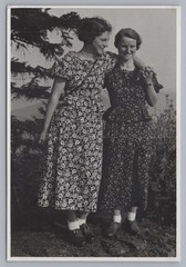 2 Women Arm in Arm in Floral Summer Dress – Vintage Photo
