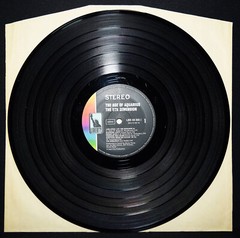 THE 5TH DIMENSION – BILLY DAVIS AND OTHERS ORIGINAL PHOTOGRAPHER INSCRIBED + VINYL POP
