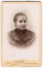 Photography studio Hielscher, Höchst a. Main, Hauptstrasse 24, lady in black