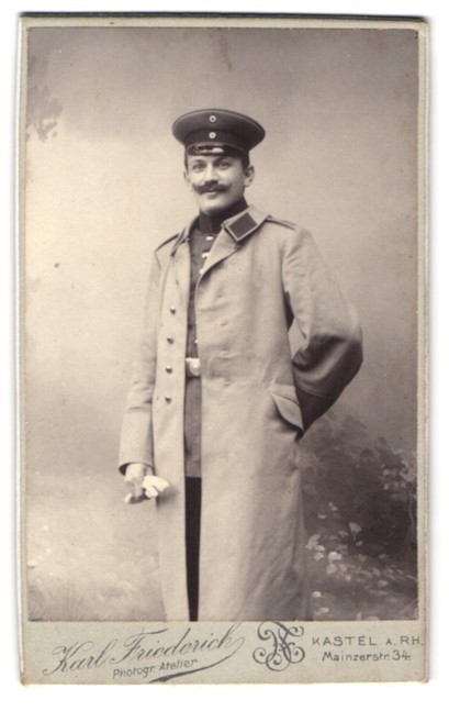 Photograph Karl Friedrich, Kastel A. RH., Mainzerstr. 34, soldier in uniform with