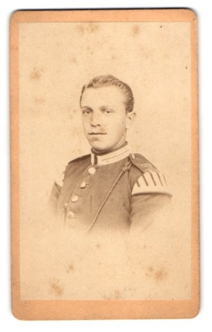 Photograph portrait soldier Ernst Hauswald in musician guard uniform