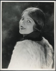 LARGER SIZE, ZIEGFELD FOLLIES Broadway Show, „Princess Heana” dancer w amazing