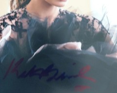 KATE BECKINSALE ** Actress Model Hand Signed Autograph COA