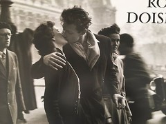 ROBERT DOISNEAU,LE BAISER,1950,RARE AUTHENTIC 1980’s ART PRINT, LAST ONE!!