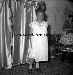 MAN IN WOMAN’S NIGHTIE DRAG? – 1 NEGATIVE 1958