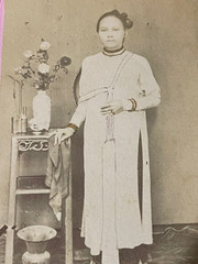 19th Century Photo Portrait Young Woman With Indochina Jewelry CDV Format