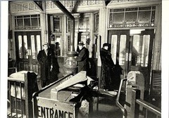 El Station Interior NYC 1936 Art Print Card Photo By Berenice Abbott 4”x6”