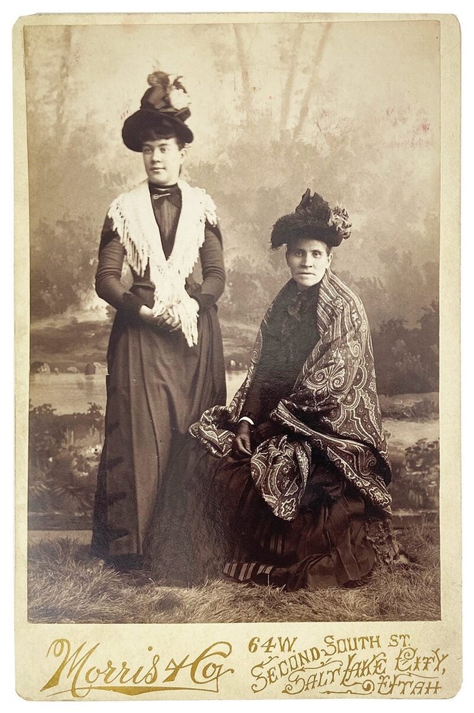 Morris & Co / Original Cabinet Portrait of Two Women / Salt Lake City ca. 1880s