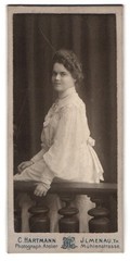 Photograph C. Hartmann, Ilmenau, Mühlenstr., portrait lady Liesel Hermann in the we