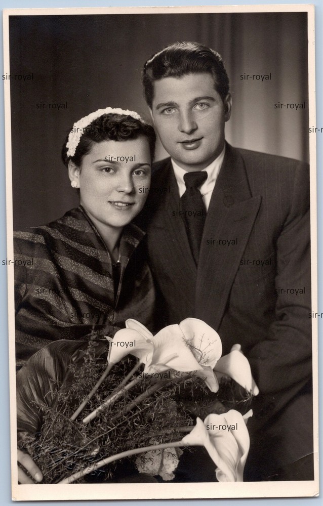 Zerbst 1955-Young Couple in Portrait-GDR 1950s-RPPC-Photo Postcard 9x14cm