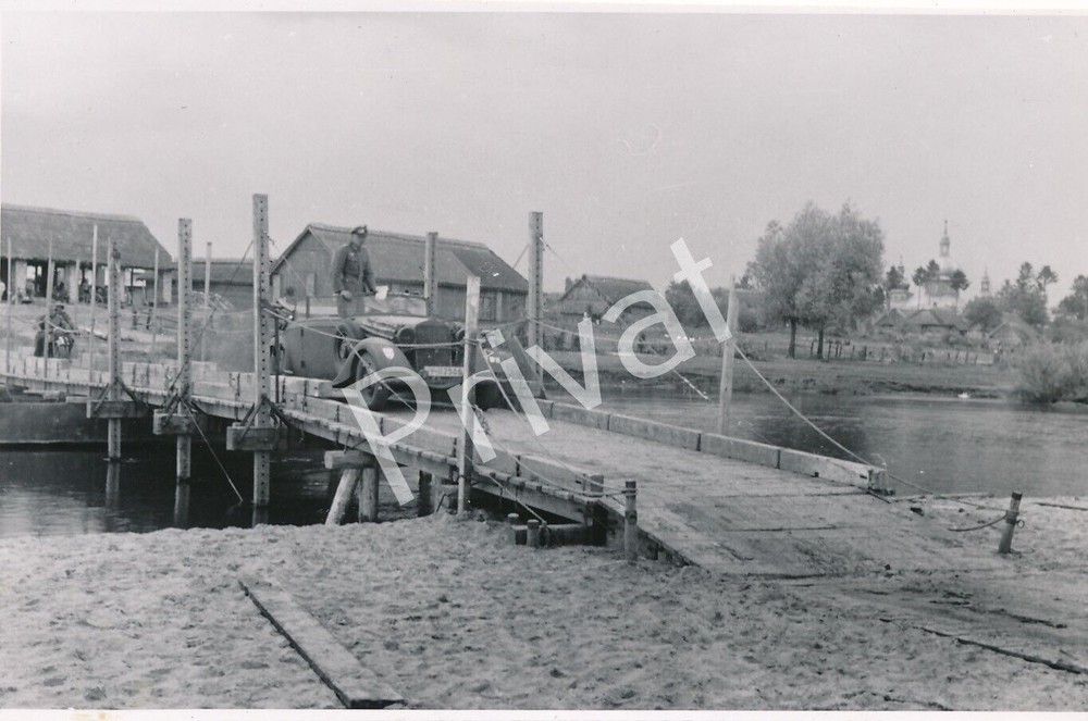 Photo World War II Wehrmacht Soldier Vehicles Identification, Poland L1.72