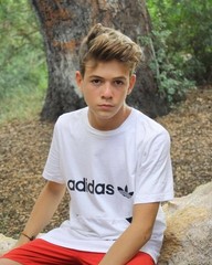Young man, boy, hairstyle, fashion, Paris, model, hairdresser, novelties, hip, pretty, photo, picture