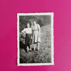 Altes Foto Vintage antik Frauen Women Natur Mode Strümpfe Dress Nice old Photo