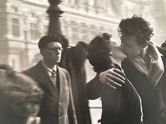 ROBERT DOISNEAU,LE BAISER,1950,RARE AUTHENTIC 1980’s ART PRINT, LAST ONE!!