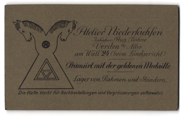 Photography studio Lower Saxony Aug. Böhne, Verden/Aller, on Wall 24, coat of arms