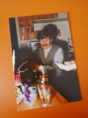«FUN»: PHOTOGRAPHY, PHOTO, FASHION, MAN, GENTLEMAN, PARTY, STYLE, CELEBRATION, PARTY, WAY OF LIFE