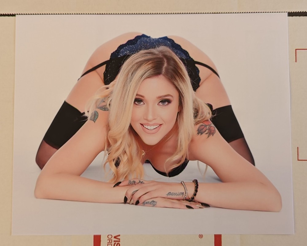 Kali Roses 8×10 Photo Print Beautiful Sexy Model Picture Onlyfans Pornstar