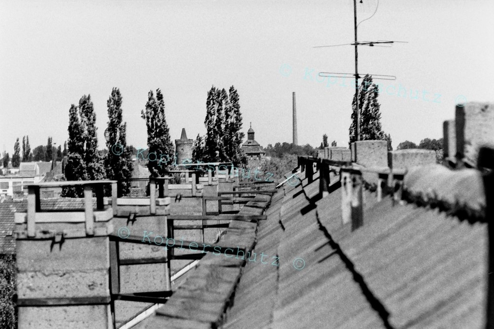 Photo Print GDR Bernau 13×18 Stone Gate, SPW Tower, Roof of Block approx. 1985 #49_1568r