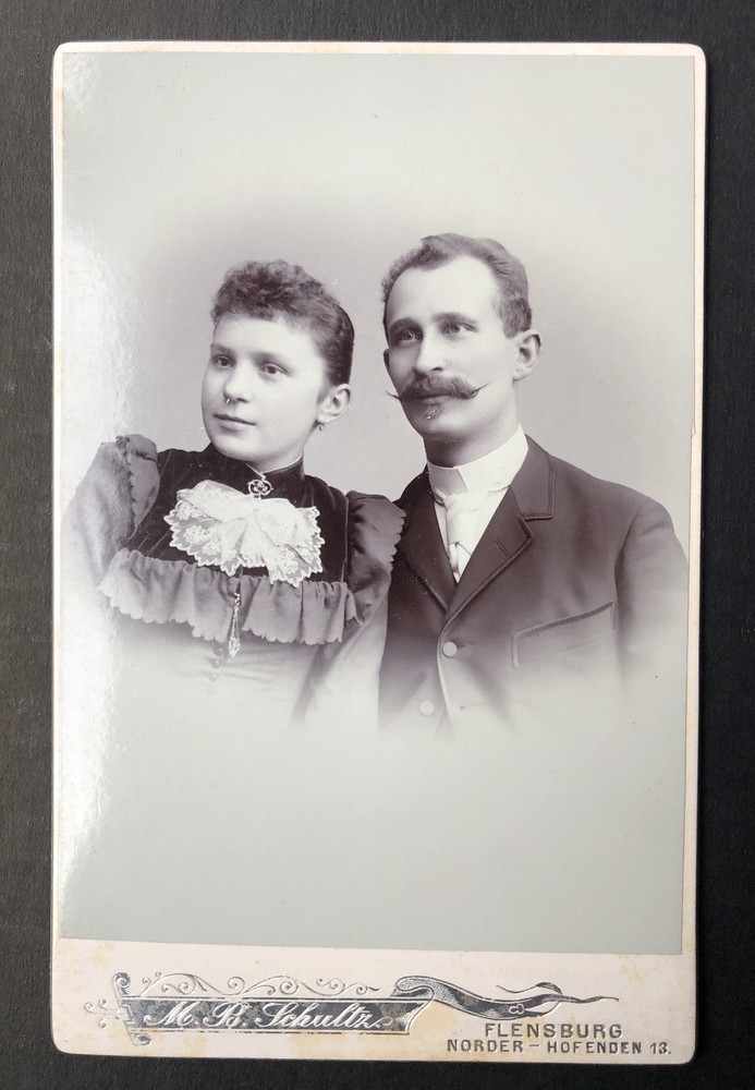 KAB photo around 1900, young couple, Flensburg