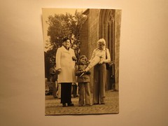 2 Women & Little Girls With School Bag At School / Photo