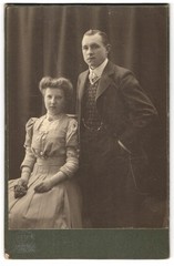 Photography Hermann Tietz, Berlin-SW, Leipzigerstrasse 46-50, portrait young Pa