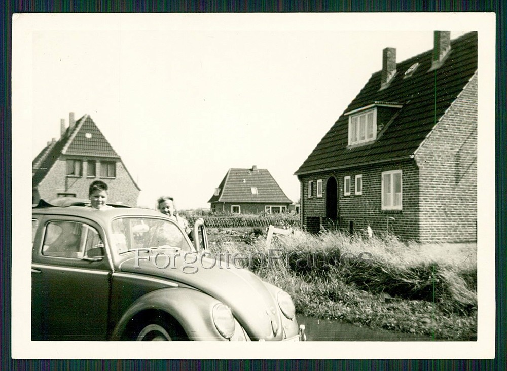 Photo VW Beetle sunroof Beetle vintage Tonderner Straße 24 Westerland 1961