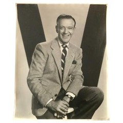 Original 1950s Hollywood Portrait Fred Astaire by Virgl Apger 16×20”