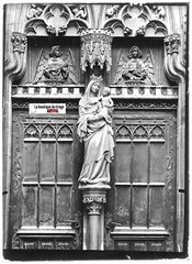 Old Black And White Glass Photo Plate 13X18 Cm Colmar Church Statue